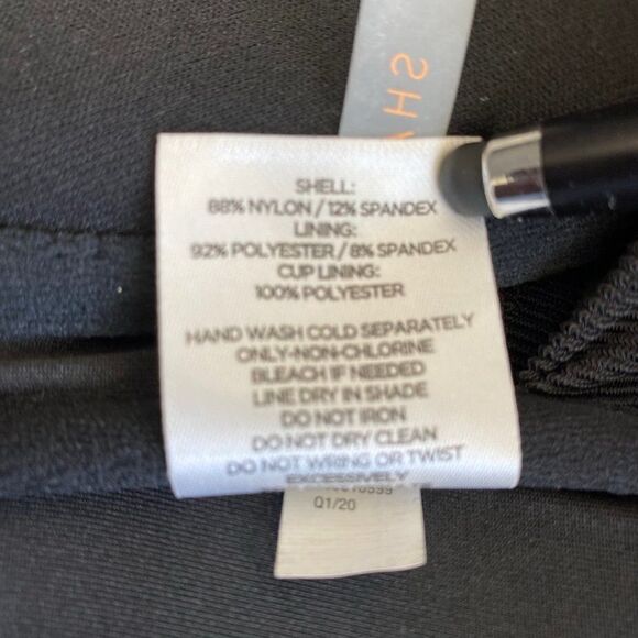 Shade & Shore Black Swim Bra Top Halter Underwire SZ 36C - Picture 9 of 9